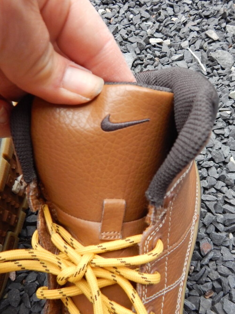 Youth Boys Duck Size 6 (6Y) Hiking Boots Nike ACG Woodside 415077-200 Worn 1X - Picture 7 of 7